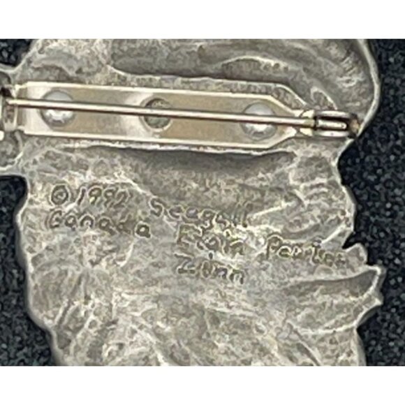 Jolly Santa Brooch Seagull Pewter 1992 Nova Scotia - Picture 6 of 6